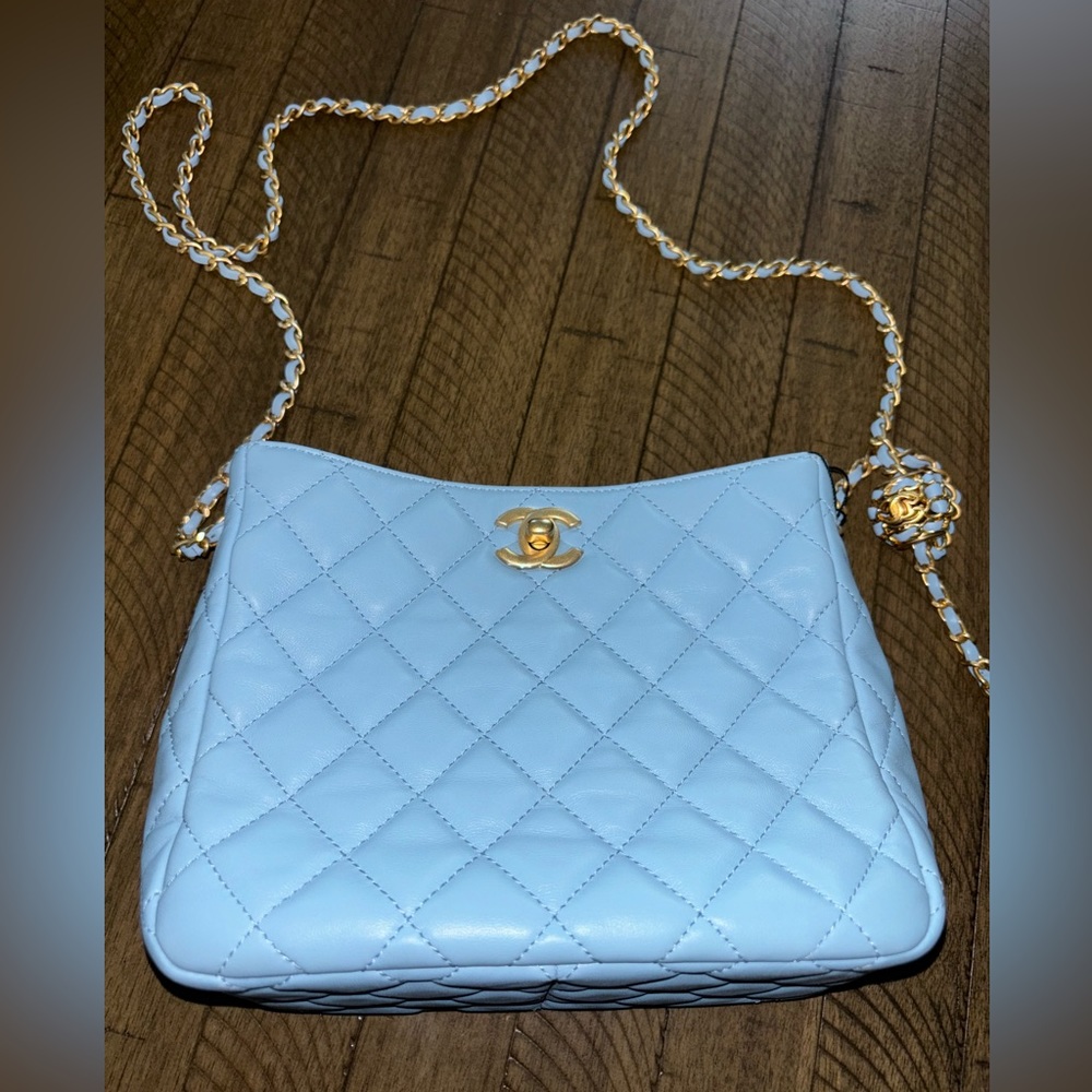 Chanel purse